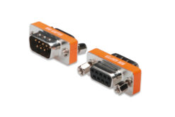 Mini nul-modem adapter