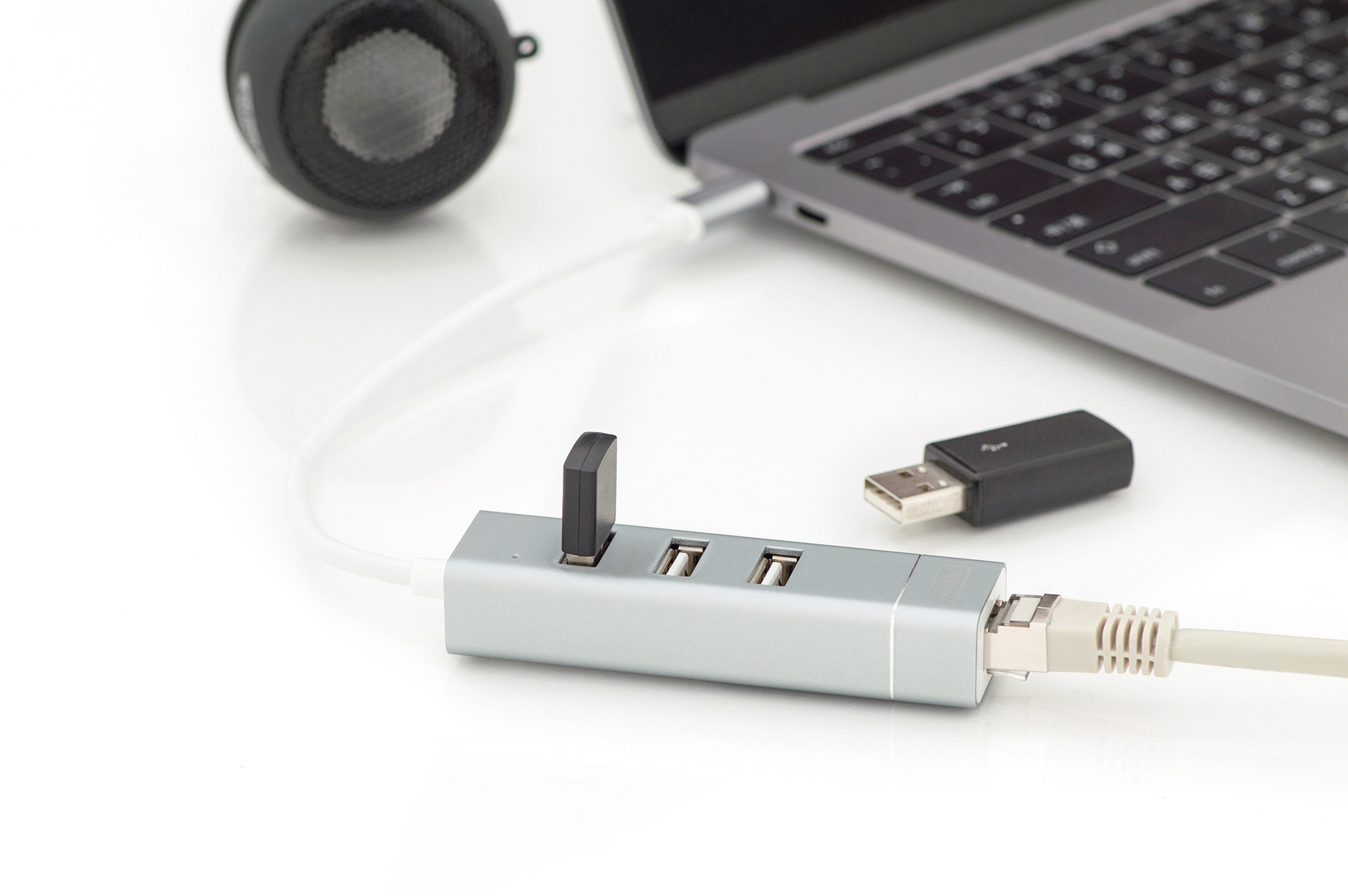 USB 2.0 3-poort hub & Fast Ethernet LAN-adapter met Type-C™-aansluiting - Afbeelding 6