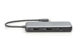 Alternative view of USB-C dockingstation, 8-poorts