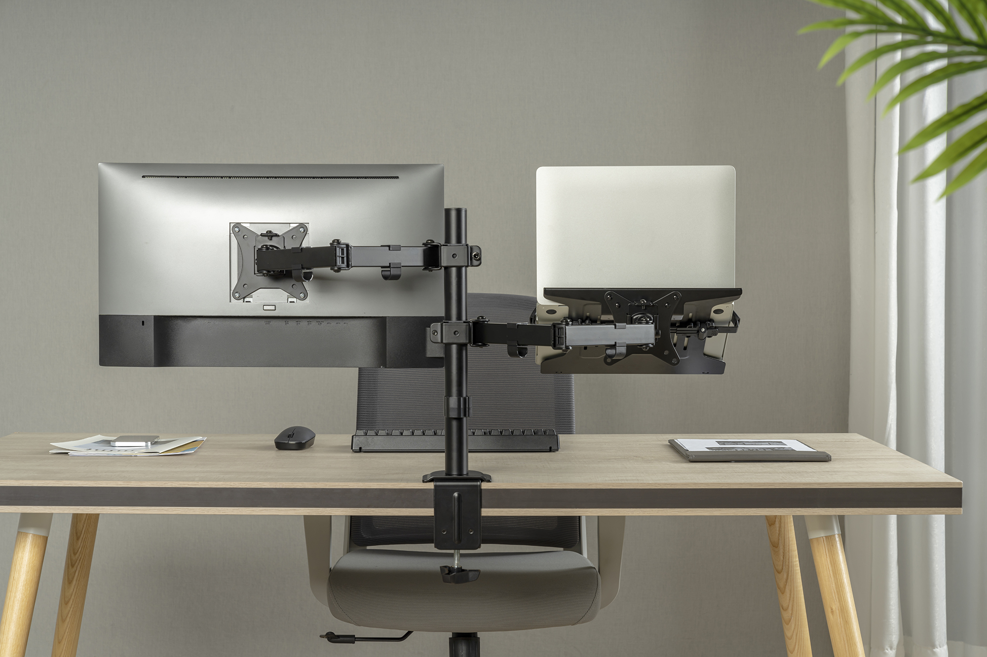 Enkele monitorbeugel & notebookbeugel, 1x32", 2x 9 kg - Afbeelding 5