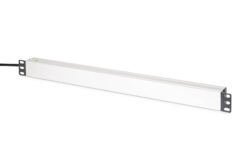 Alternative view of Meervoudige wandcontactdoos met aluminium profiel en overspanningsbeveiliging, geïntegreerd netfilter, 9-voudige wandcontactdoos met randaarde, 2 m voedingskabel met randaardestekker