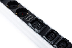 Basis IT PDU, 1-fasig 32 A, 24 x C13, 2 x C19, 4 x geaarde stopcontacten, 3 m aansluitkabel, IEC 60309 32 A-stekker - Afbeelding 3