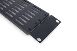 Blind deksel met ventilatierooster en scharnier voor 19" (482,6 mm) kasten - Afbeelding 4
