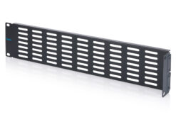 Blind deksel met ventilatierooster en scharnier voor 19" (482,6 mm) kasten